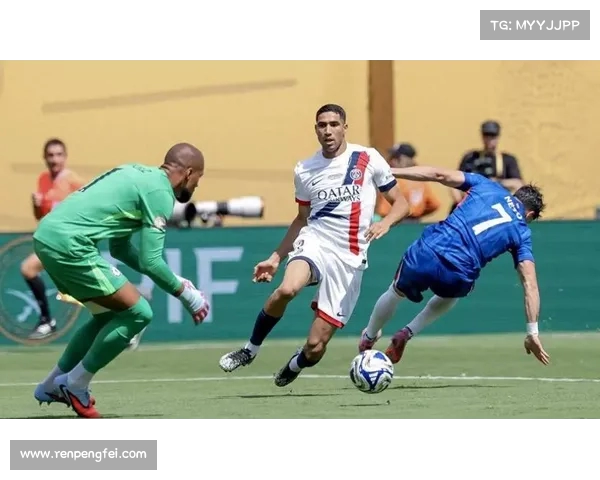 法甲赛场爆冷连连 强队频频失手实力对比引发热议 法甲赛场爆冷连连 强队频频失手实力对比引发热议